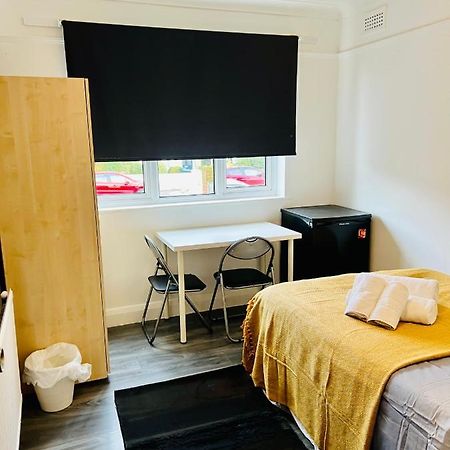 Beautiful Private Rooms In London Central Willesden Green Buitenkant foto