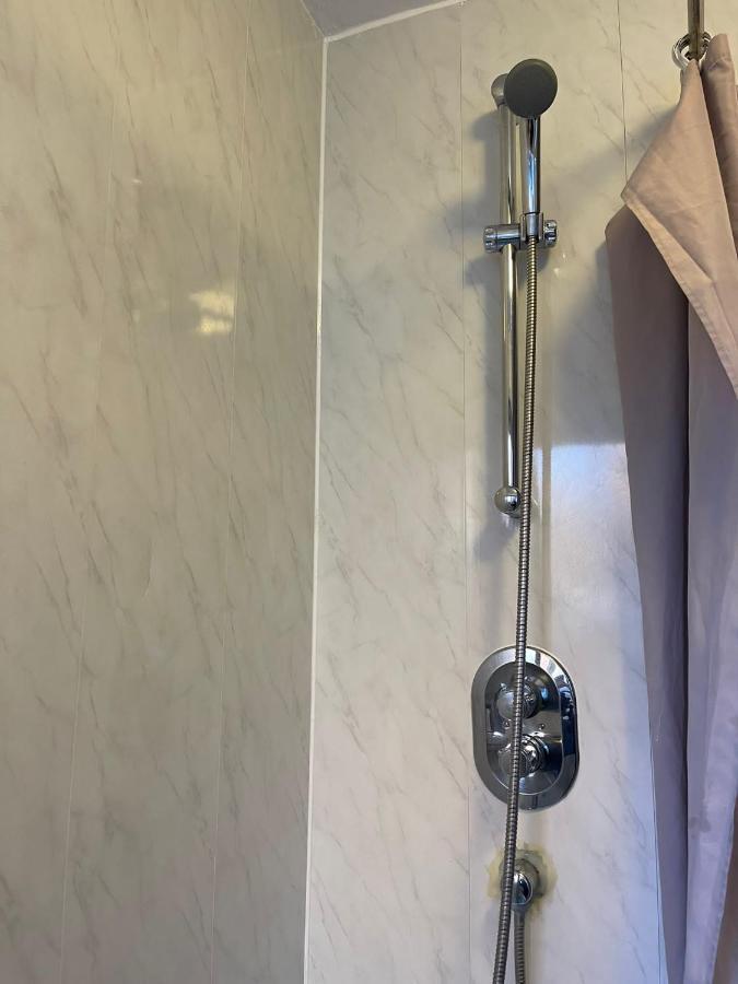 Beautiful Private Rooms In London Central Willesden Green Buitenkant foto