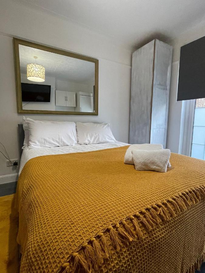 Beautiful Private Rooms In London Central Willesden Green Buitenkant foto