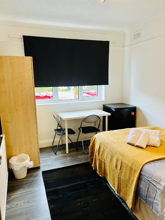 Beautiful Private Rooms In London Central Willesden Green Buitenkant foto